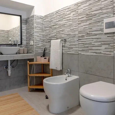 Apartment Borgovico Antico Como